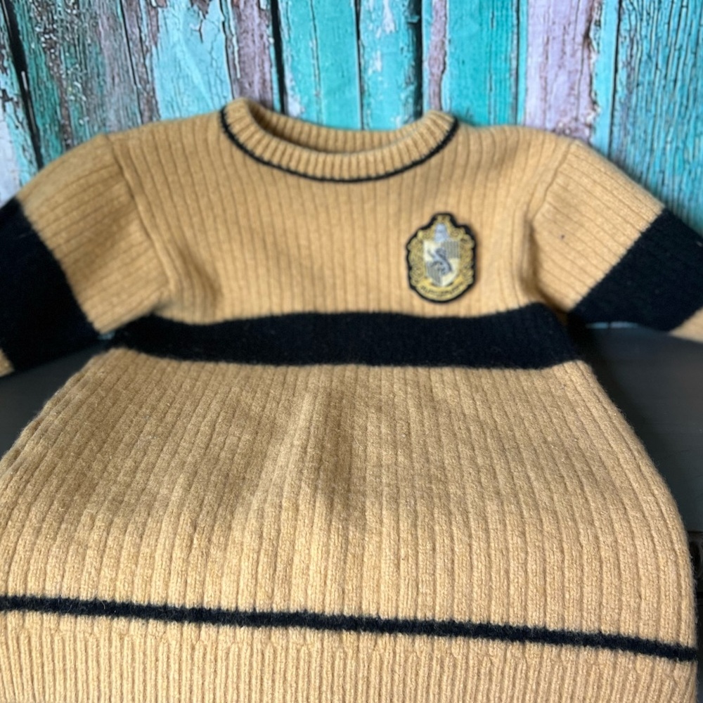 Harry Potter Hufflepuff Sweater!